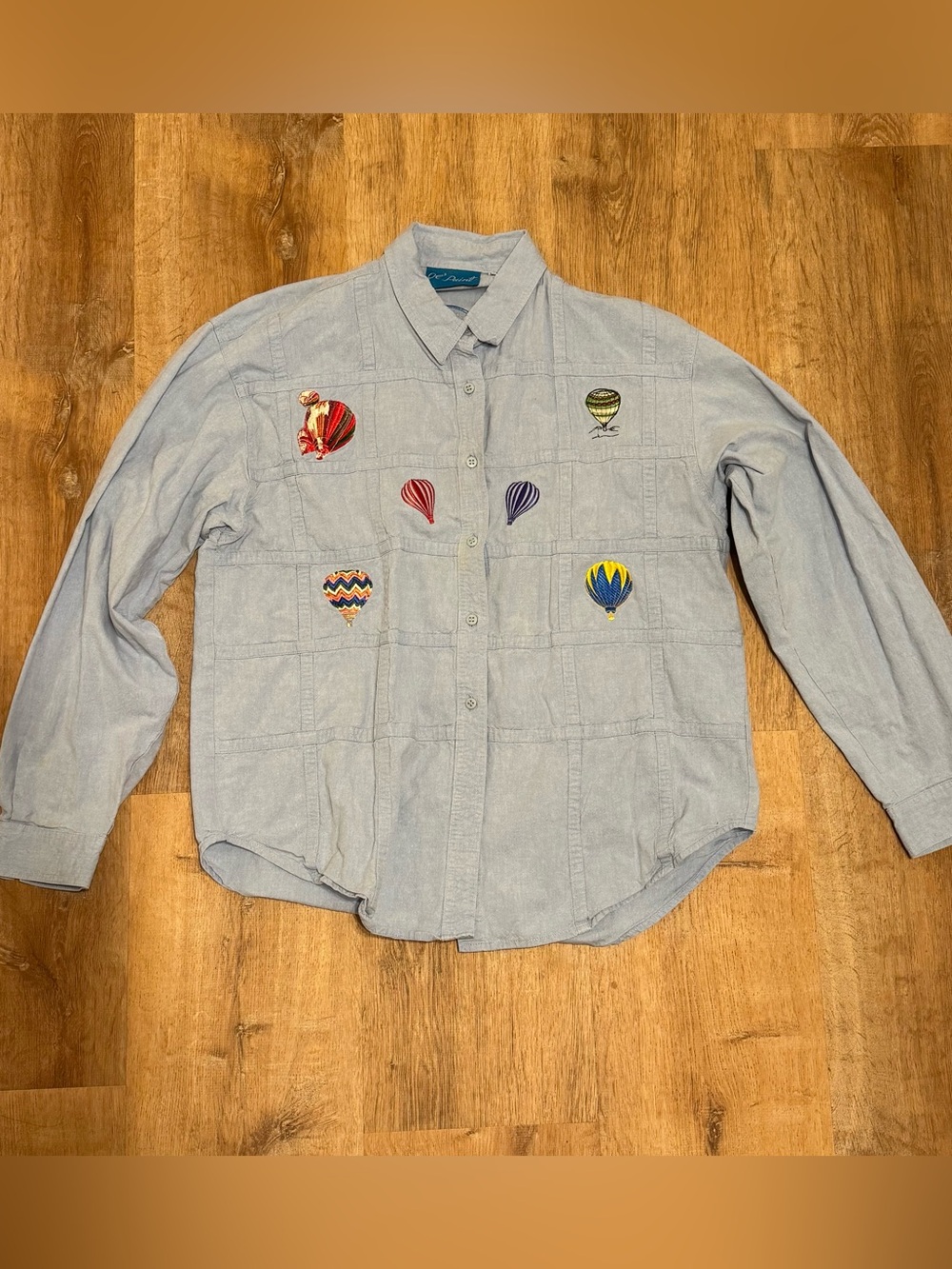 Vintage Ol' Paint Embroidered Hot Air Balloon Button Up Shirt XL
